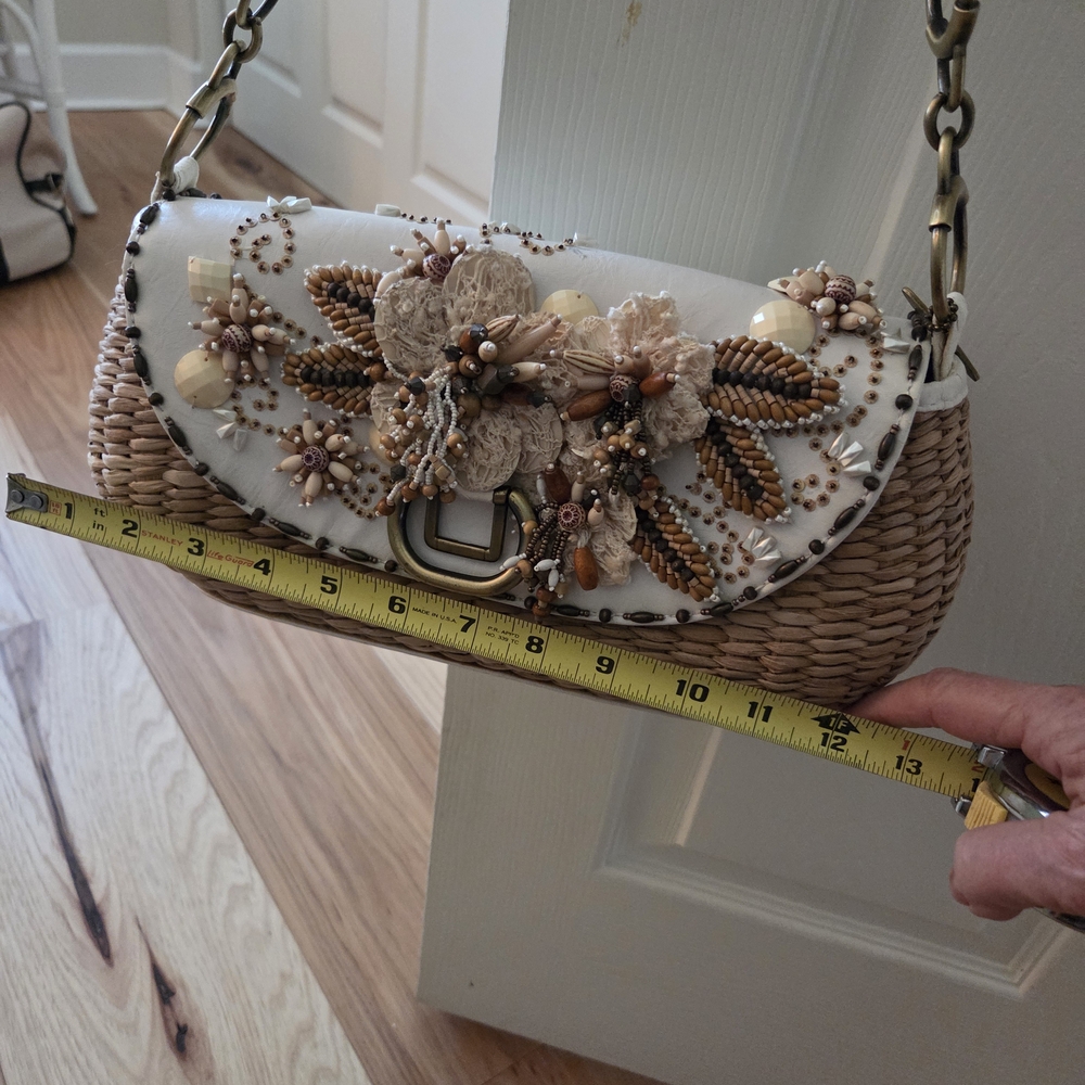 MARY FRANCES Elegant White and Tan Woven Handbag - Picture 10 of 16